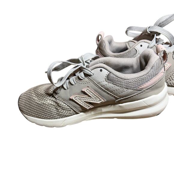 New Balance 009 Youth Gray Sneakers 1.5Y Pink Girls - Picture 4 of 7